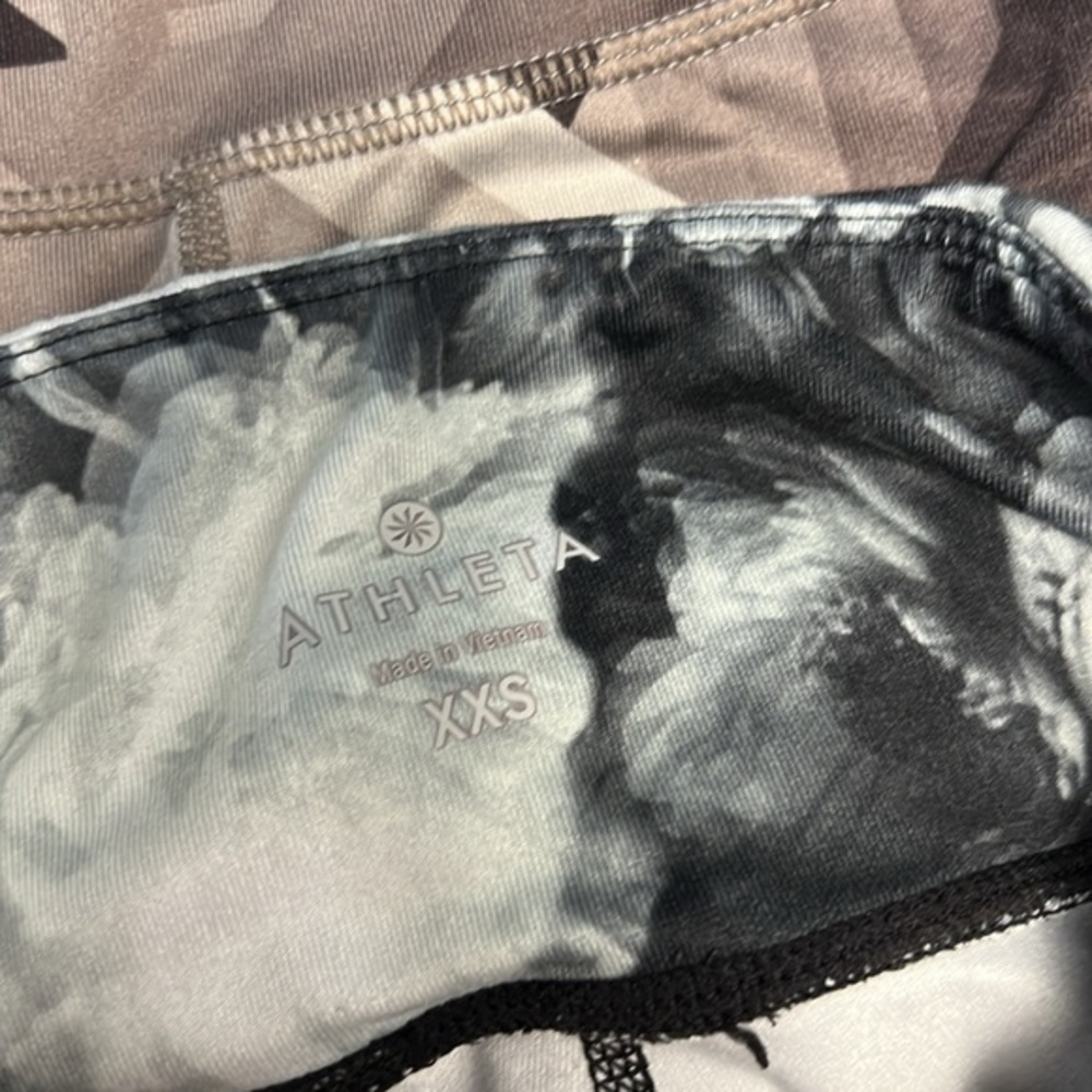 ‎Athleta - Picture 9 of 12